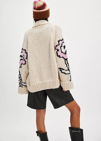 chouyatou Women's Fall Casual 2025 Floral Sweater Cardigans Oversized Button Down Chunky Knit Sweater Coatigan in Saudi Arabia