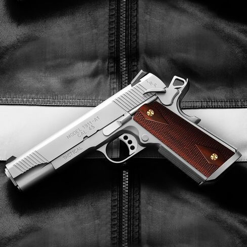 مقابض خشبية رائعة من عام 1911 بالحجم الكامل، قطع Magwell مع شعار الولايات المتحدة الوطني، تتضمن براغي نحاسية، قطع أمان Ambi in Kuwait