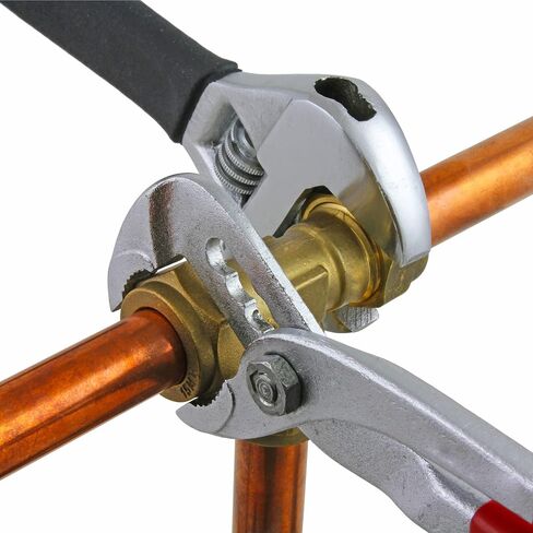 أنبوب نحاسي على شكل تي شيرت 1/2 بوصة ذكر × 1/2 بوصة أنثى × 1/2 ذكر لتوصيلات السباكة، وصلة أنابيب الحديقة in Kuwait