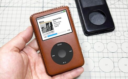Handmade leather protective cover Suitable for Apple iPod Classic protective case 6th generation 80g120g 7th generation 160g in Saudi Arabia