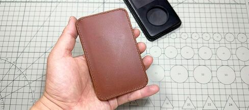 Handmade leather protective cover Suitable for Apple iPod Classic protective case 6th generation 80g120g 7th generation 160g in Saudi Arabia