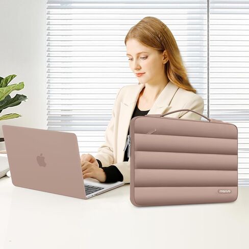 حافظة MOSISO متوافقة مع جهاز MacBook Air 13 بوصة 2025 2024 2023 2022 M4 A3240 M3 A3113 M2 A2681، حافظة صلبة وحقيبة منتفخة وغطاء لوحة مفاتيح وغطاء كاميرا ويب وفيلم شاشة لجهاز MacBook Air 13.6 بوصة، رملي in Kuwait