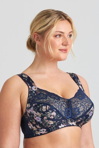 Miss Mary of Sweden Fauna Bra in Saudi Arabia