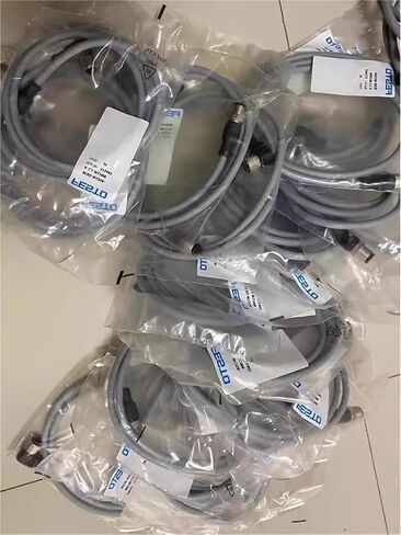 NEBM-M12G4-RS-2.23-N-M12G4H 571900 NEBM-M12G8-E-1.5-LE8 1451586 كابل توصيل(1451586) in Saudi Arabia