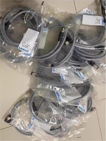 NEBM-M12W8-E-2.5-LE8 1451675 NEBM-M12W8-E-20-N-S1G15 5105629 كابل توصيل(1451675) in Kuwait