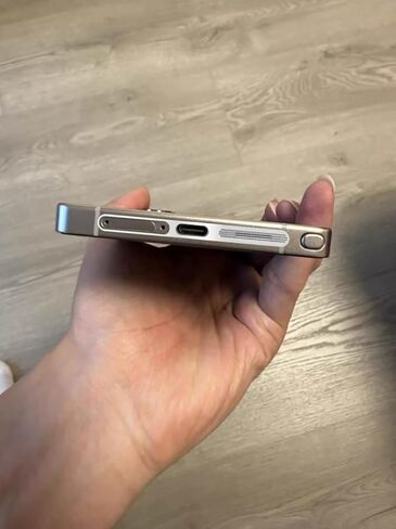 غطاء لاصق لسماعات الأذن لهاتف Samsung Galaxy S25 Ultra مضاد للغبار - 4 قطع / فضي in Kuwait
