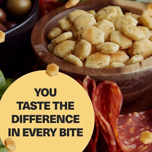 Wicked Minis Soup & Oyster Crackers-Saltine Crackers Salted Flavored Mini Puffed Soup, Savory Snacking Mix Seasoned Croutons Salad Toppers, Crackers for Chili 6oz(Garlic Parmesan, Pack of 3) in Saudi Arabia