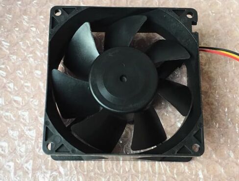 TA350DC M34789-57 DC 12V 1.0A 90x90x38mm مروحة تبريد 3 أسلاك in Saudi Arabia