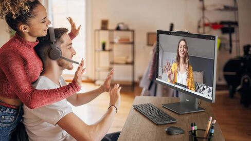 كمبيوتر مكتبي Lenovo ThinkCentre الكل في واحد، شاشة 24 بوصة FHD IPS، Intel Core i7-13620H، 32 جيجا DDR5، 1 تيرابايت SSD، Wi-Fi 6، HDMI، لوحة مفاتيح سلكية وماوس، Windows 11 Pro (متجدد) in Saudi Arabia