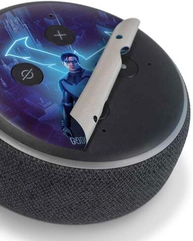ملصق صوتي من Skinit متوافق مع Amazon Echo Dot 3 - تصميم DC Comics Gotham Knights Nightwing المرخص رسميًا in Saudi Arabia