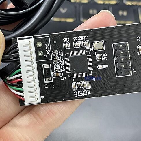 9Pin USB رأس ذكر 1 إلى 4 تمديد بطاقة 2.0 الفاصل كابلات الموصلات للوحة الأم محول ميناء مضاعف المحور الداخلي in Kuwait