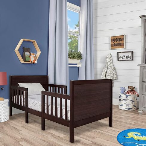 Dream On Me Hudson 3-in-1 Convertible Toddler Bed, 4 Safety Guard Rails, Low-to-Floor Design, Greenguard Gold & BSA Certified, Solid New Zealand Pinewood, Converts to Chairs & Table – White in Saudi Arabia