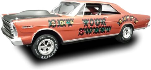 AMT 1966 Ford Galaxie Sweet Bippy 1:25 Scale Model Kit in Saudi Arabia