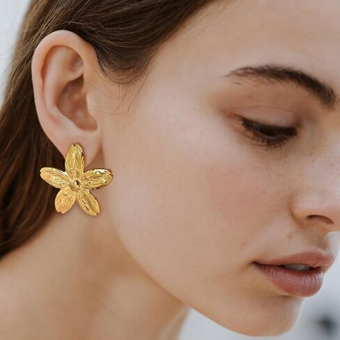 أقراط زهرة ذهبية للنساء - أقراط مسمار الفولاذ المقاوم للصدأ - هدية أنيقة عصرية لزوجتها صديقها المناسب لعيد عيد ميلاد عيد الأم عيد الحب in Kuwait