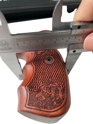 مقابض خشبية جديدة مصنوعة يدويًا من خشب Padauk متوافقة مع إطار Taauuruss الصغير، M 85، 38 Special 2"، منقوشة على شكل زهرة ومفتوحة من الخلف #TSmall03 in Kuwait