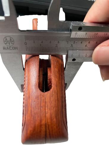 مقابض خشبية جديدة مصنوعة يدويًا من خشب Padauk متوافقة مع إطار Taauuruss الصغير، M 85، 38 Special 2"، منقوشة على شكل زهرة ومفتوحة من الخلف #TSmall03 in Kuwait