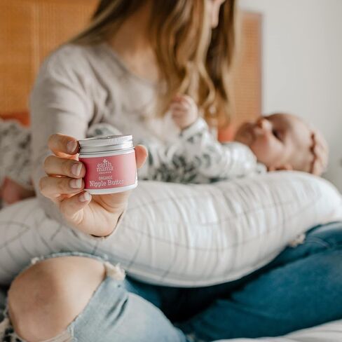 زبدة الحلمة العضوية™ + بلسم الحفاضات العضوي | مجموعة كريمات الرضاعة الطبيعية BFF للعناية بالبشرة الحساسة من Earth Mama in Kuwait