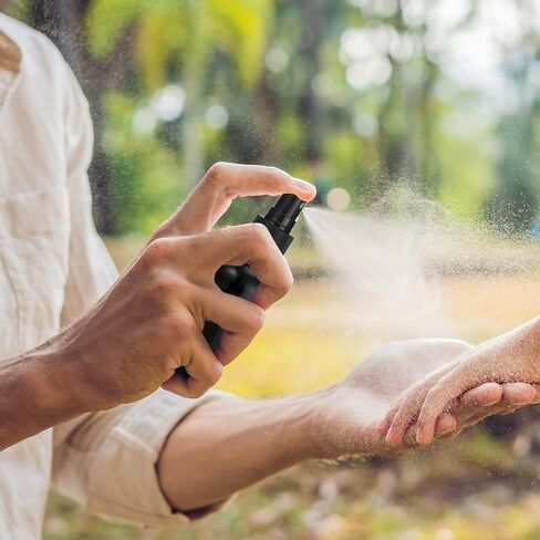 Fumete 2 قطعة زجاجات رذاذ زجاجية 4oz زجاجة رذاذ زجاجية دقيقة حاويات سائلة قابلة لإعادة الملء مع ملصق واحد وقمع واحد للشعر والسفر والنباتات وحلول التنظيف والعناية بالبشرة (أسود) in Saudi Arabia