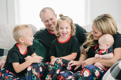 IFFEI Family Christmas Pajamas Matching Sets with Short Sleeve Tops | Christmas Pajamas for Family Photos; Soft Stretch Tops, Pants with Pockets; Adult Adjustable Drawstring Waist in Kuwait