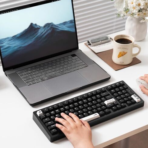 MONSGEEK M2 V5 VIA لوحة مفاتيح ميكانيكية من الألومنيوم سريعة التحرير ثلاثية الأوضاع مع بيانو أسود قابل للتبديل بسرعة 8000 مللي أمبير في الساعة RGB ومفتاح وردي ممتاز مُزلق مسبقًا in Kuwait