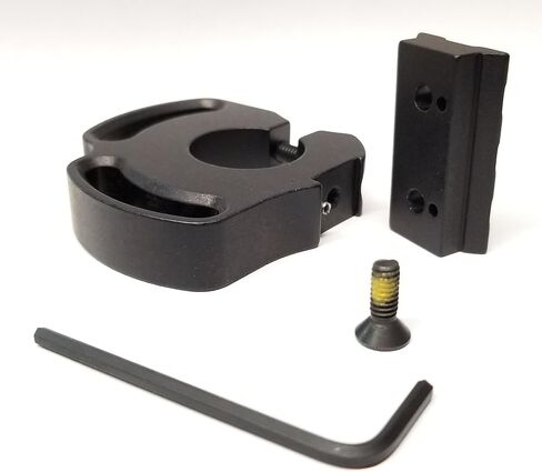 CDM Gear Light Mount مع حاجز جانبي ثلاثي الفتحات، متوافق مع Mossberg 590 Shockwave 12 أو 20 Ga in Kuwait
