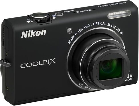 كاميرا نيكون COOLPIX S6200 رقمية بدقة 16 ميجابكسل مع تكبير بصري 10x وعدسة زجاجية NIKKOR ED وفيديو عالي الدقة 720 بكسل (فضي) in Kuwait