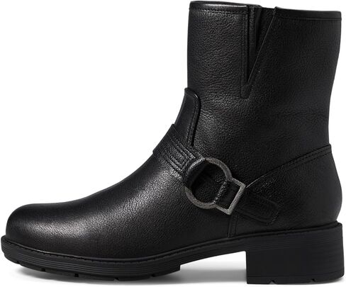 حذاء Clarks النسائي Hearth Cross لمنتصف الساق in Kuwait