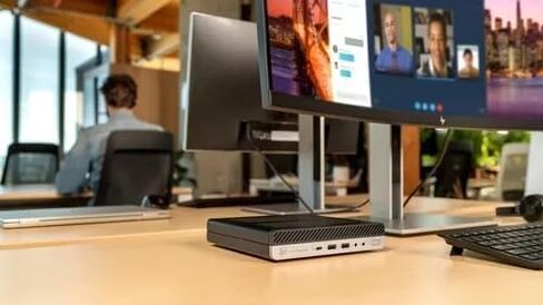 كمبيوتر مكتبي HP EliteDesk 800 G4 Mini Tiny Business، Intel Core i5-8500T، ذاكرة وصول عشوائي DDR4 سعة 8 جيجابايت، 256 جيجابايت NVMe SSD، واي فاي، بلوتوث، DisplayPort، Win11 Pro 64 بت (متجدد) in Saudi Arabia