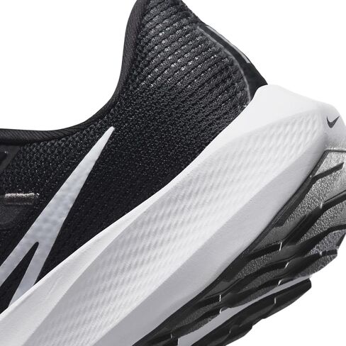 Nike Womens SneakerSneaker in Saudi Arabia