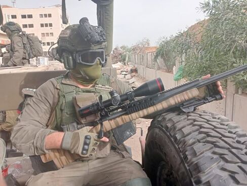 Red-Line Optics F4U Corsair Gen II MRAD FFP 5-30x56 Hunting Target Competition Long Range Scope Designed & Supported in Washington State in Saudi Arabia