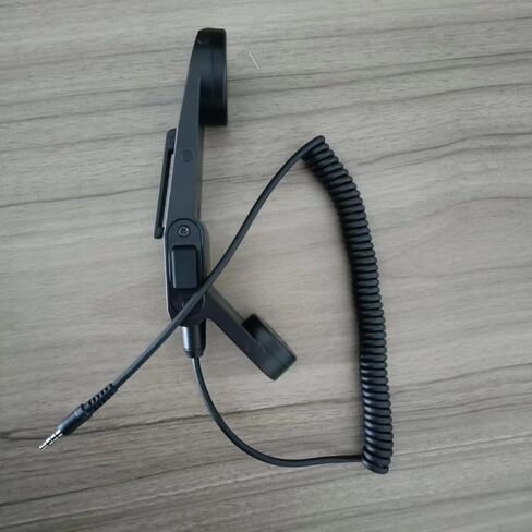 GUOHETEC PMR-171 TBR-119 ميكروفون بمقبض تكتيكي محمول للاستماع وإطلاق جهاز الإرسال والاستقبال المدمج (TBR-119) in Kuwait
