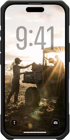 حافظة URBAN ARMOR GEAR UAG مصممة لهاتف iPhone 17 Monarch Pro - متوافقة مع غطاء حماية من الدرجة العسكرية MagSafe، أسود كيفلار in Kuwait