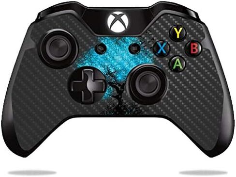 غلاف MightySkins من ألياف الكربون لجهاز Microsoft Xbox One أو S Controller - Owl Universe | لمسة نهائية واقية ومتينة من ألياف الكربون | سهل التطبيق والإزالة وتغيير الأنماط | صنع في الولايات المتحدة الأمريكية in Saudi Arabia
