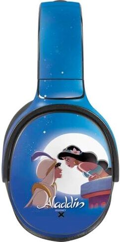 غلاف صوتي من Skinit متوافق مع Skullcandy Venue - تصميم Disney Aladdin and Princess Jasmine Kiss المرخص رسميًا in Saudi Arabia