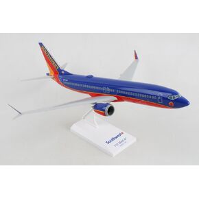 Daron SkyMarks Southwest 737-Max8 1/130 Coleen Barrett Retro (SKR1140)