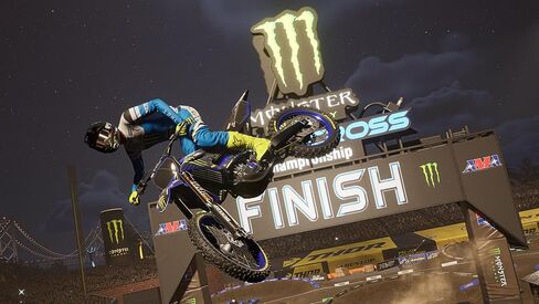 MX vs ATV Legends - إصدار 2024 Monster Energy Supercross لـ Xbox Series X in Saudi Arabia