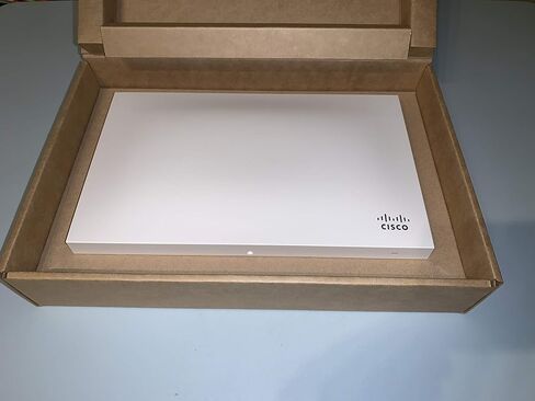 Cisco Meraki MR53 ثنائي النطاق، 4x4:4، 802.11ac Wave 2 نقطة وصول لاسلكية داخلية عالية الأداء مع Multi GbE (الأجهزة فقط) (متجددة) in Saudi Arabia