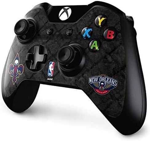 غلاف Skinit المخصص للألعاب متوافق مع وحدة تحكم Xbox One - تصميم New Orleans Pelicans Dark Rust المرخص رسميًا من NBA in Saudi Arabia