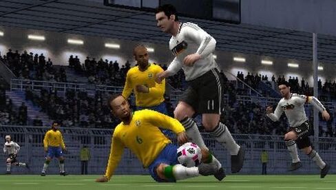 World Soccer Winning Eleven 2010 [استيراد اليابان] in Saudi Arabia
