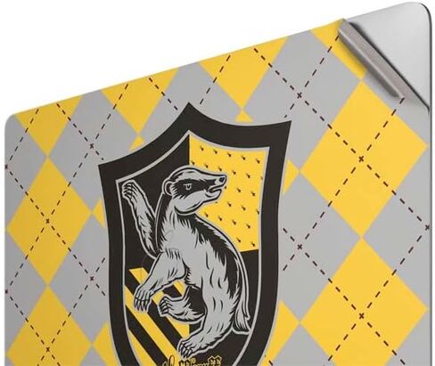 غلاف كمبيوتر محمول من Skinit متوافق مع جهاز MacBook Pro 16in (2019-20) - تصميم Warner Bros Hufflepuff Crest المرخص رسميًا in Saudi Arabia