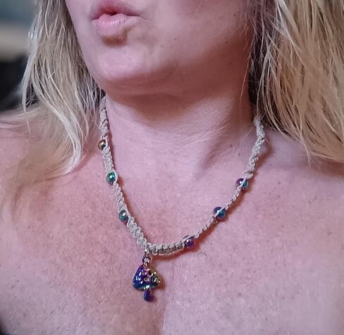 BEACH HEMP JEWELRY قلادة الفطر الأرجواني من القنب قلادة من الكروم مع خرز حجر الهيماتيت بألوان قوس قزح للنساء والفتيات المراهقات المصنوعة يدويًا في الولايات المتحدة الأمريكية in Saudi Arabia