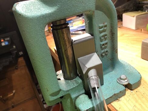 إعادة تحميل Press Rock Chucker Supreme Primer Catcher ترقية لـ RCBS in Kuwait