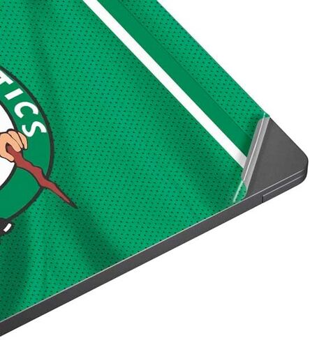 غلاف كمبيوتر محمول من Skinit متوافق مع جهاز Surface Laptop 7 مقاس 13.8 بوصة - تصميم مرخص رسميًا من NBA Boston Celtics Digi Camo in Saudi Arabia