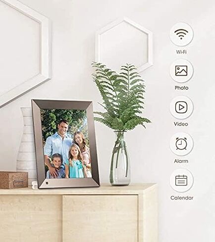 إطار صور رقمي WiFi، شاشة لمس IPS مقاس 10 بوصات، شاشة HD، تخزين 16 جيجابايت، حامل مغناطيسي، مستشعر حركة، دوران تلقائي، وإمكانيات مشاركة الصور والفيديو. in Saudi Arabia