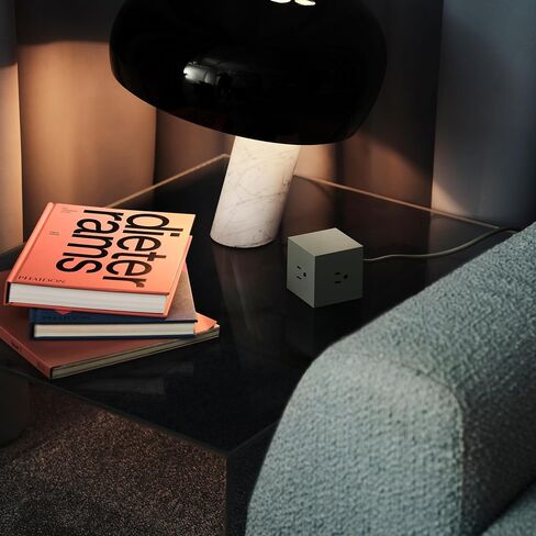 قطاع طاقة Avolt Square 1 مع شحن سريع USB-C وسلك تمديد بطول 5.9 قدم | تصميم إسكندنافي مبدع | 3 منافذ من النوع B، قاعدة مغناطيسية | الفائز بجائزة Red Dot (بلوط أخضر، USB C - 5.9 قدم) in Kuwait
