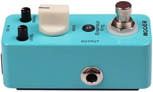 MOOER Guitar Pitch Box Harmony, Pitch Shift, Detune Pedal with Pedalboard Footswitch Toppers, Guitar Picks, 9V 300mA Power Supply in Saudi Arabia