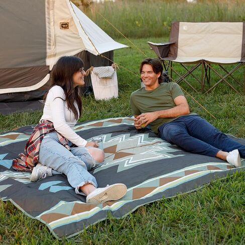 CORE Outdoor Weighted Blanket | Packable Waterproof Picnic Blanket, Beach Mat, Tent Camping Rug, & Stadium Blanket | Large Portable 94" x 78" Quilt Design with Built-in Straps and Carry Handle in Kuwait