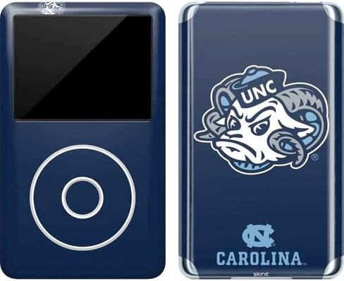 ملصق Skinit لمشغل MP3 متوافق مع iPod Classic (الجيل السادس) 80 جيجابايت - تصميم أيقونة Tar Heels مرخص رسميًا من College North Carolina in Saudi Arabia