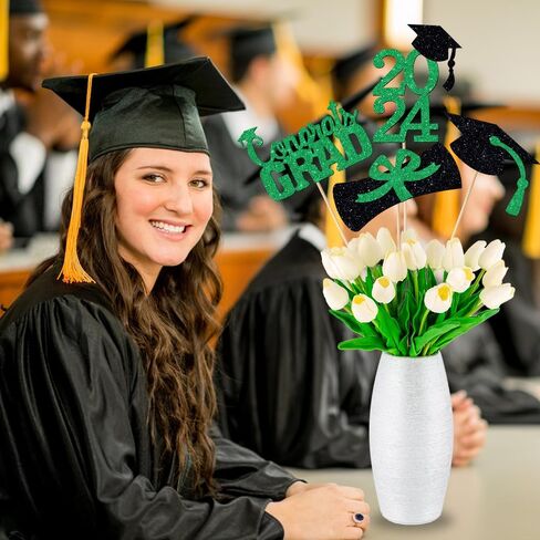 YUJUN 24 قطعة 2024 قطعة مركزية لحفلات التخرج الخضراء لعصي الطاولات، 2024 أغطية طاولات Congrats Grad لتزيين طاولة حفلات التخرج 2024 (أخضر) in Kuwait