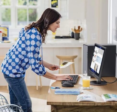 كمبيوتر مكتبي HP OmniDesk، معالج Intel Core i5-14400 (10-Core)، ذاكرة الوصول العشوائي 32 جيجابايت، 1 تيرابايت SSD، USB أسود سلكي KB & M، wif6، بلوتوث 5.4، Windows 11 Home، Meteor Silver (2025) in Kuwait